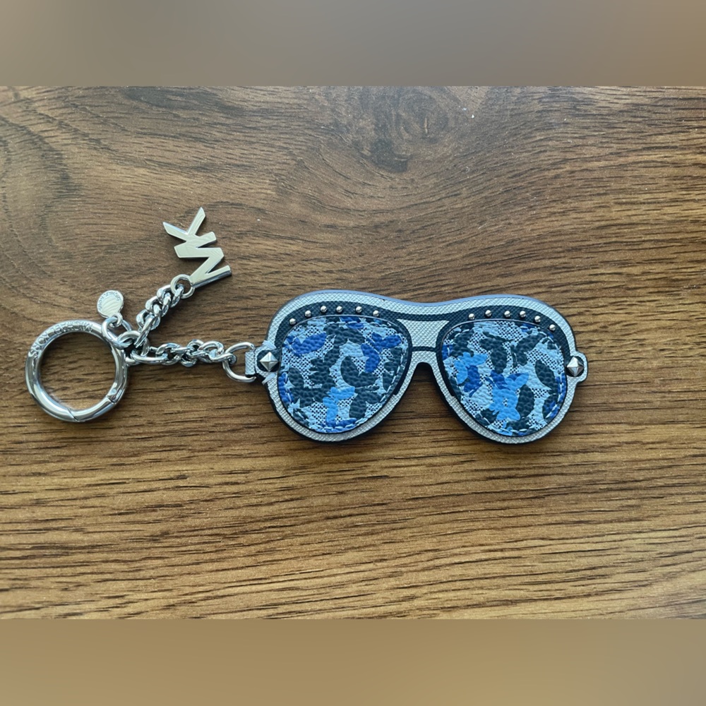 Michael Kors Purse/Keychain accessories